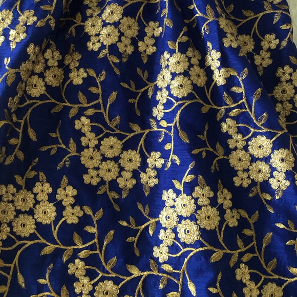 Indian Suit Tops (Pants and Duputta not included). - Picture 2 of 6